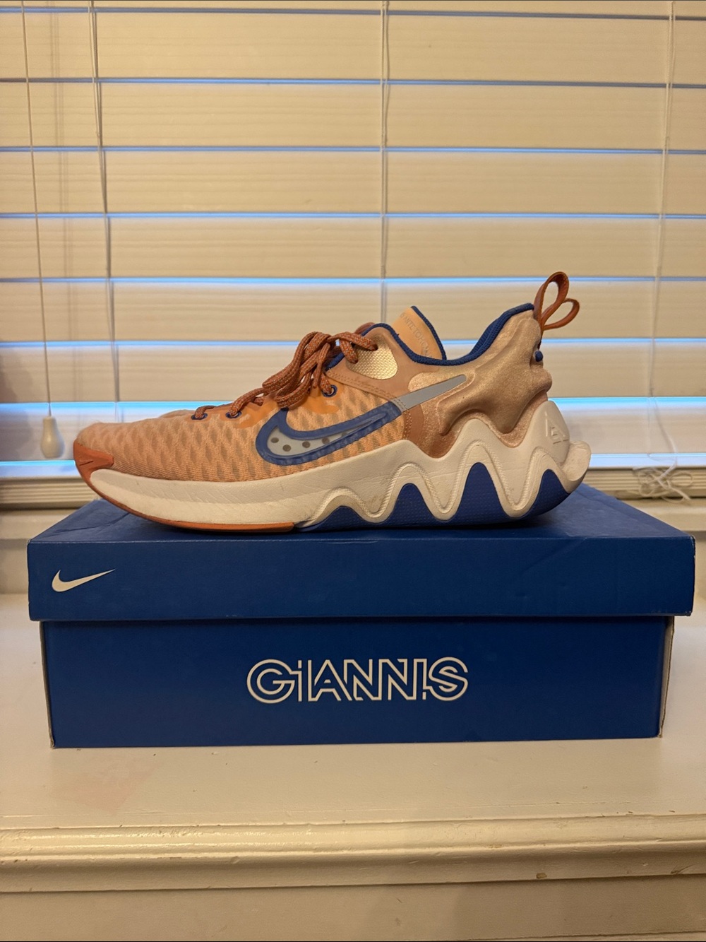 Giannis Immortality Men's Basketball Shoe - Peach/Blue